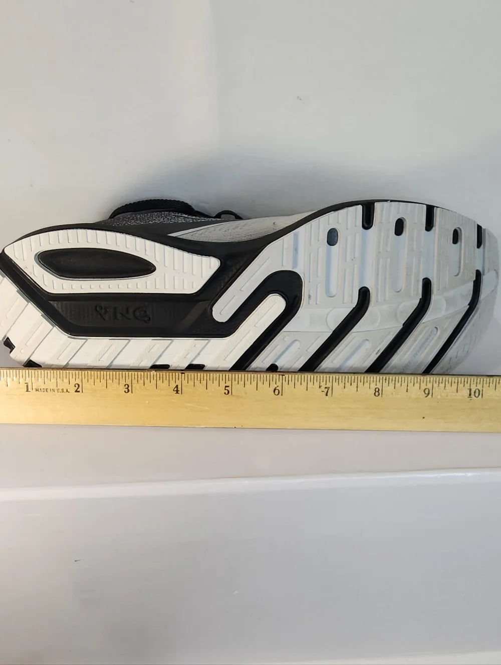 Brooks Launch Mens Size 8D Athletic/Running/Walking Shoes Sneakers. - Picture 14 of 16